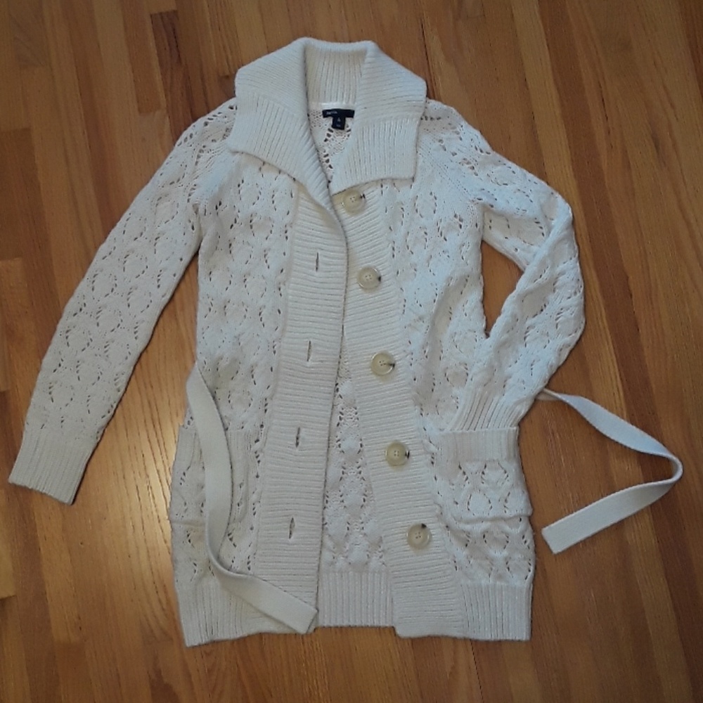 White knit cardigan